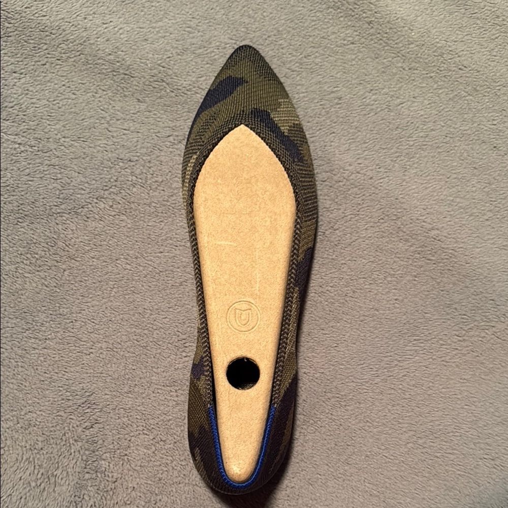 Never Been Worn - Rothy’s Camo Pointed Women's Flats